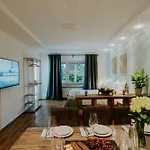 Atlas Essen, 3 Zimmer, Uniklinik, Messe, Parkplatz, Balkon Lägenhet Essen