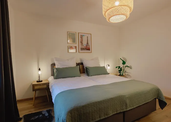 Atlas Essen, 3 Zimmer, Uniklinik, Messe, Parkplatz, Balkon